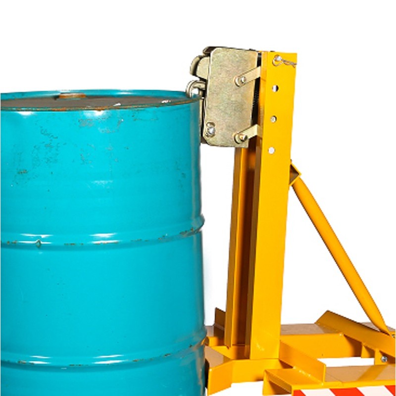 Zoom sobre la pinza de acero 400kg