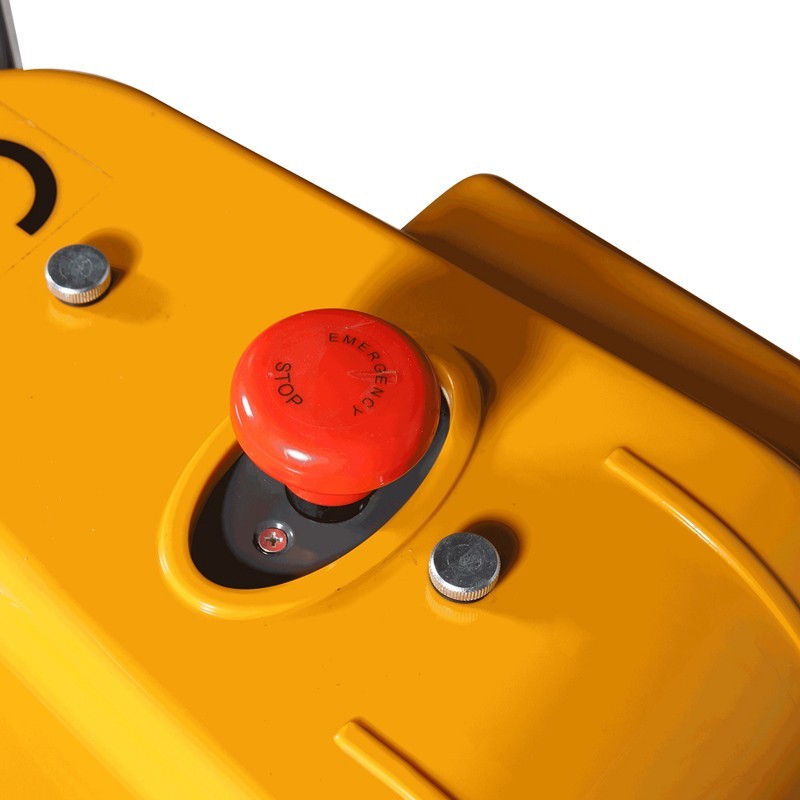 Zoom sobre el botón de parada de emergencia