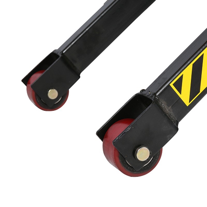 Zoom sobre los rodillos de la transpaleta manual de gran elevación 1500kg