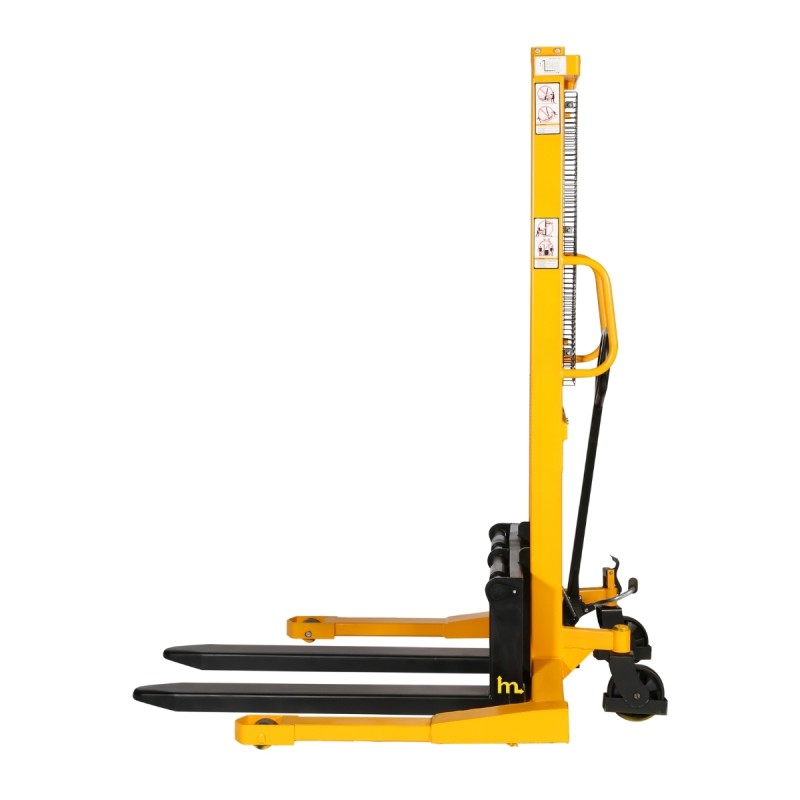 Vista de perfil del apilador manual horquillas regulables 1600mm 2t con horquillas bajas