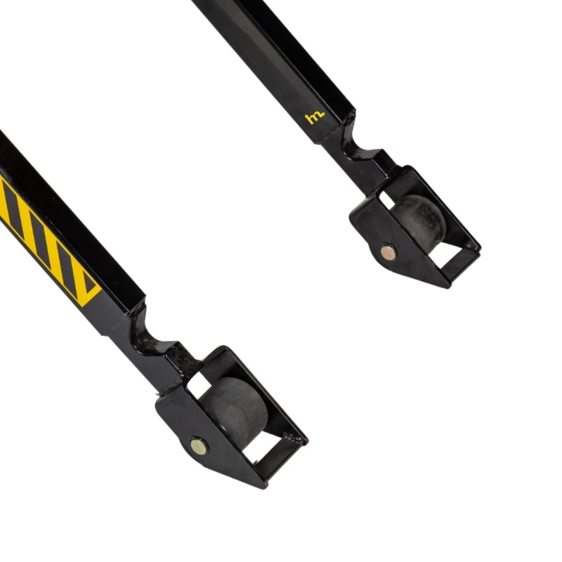 Zoom en los rodillos de la transpaleta elevadora con nivel constante 1500kg