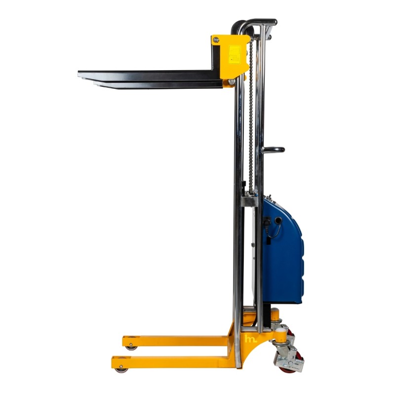 Vista de perfil del apilador semi eléctrico 1500mm 400kg - horquillas altas