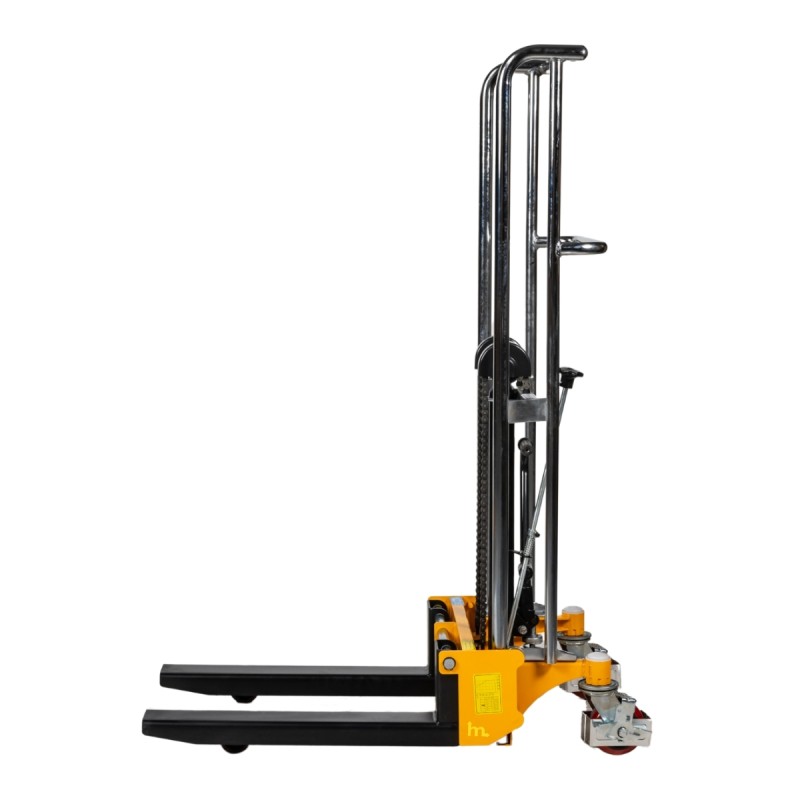 Vista de perfil del apilador manual 400kg 1300mm con horquillas bajas