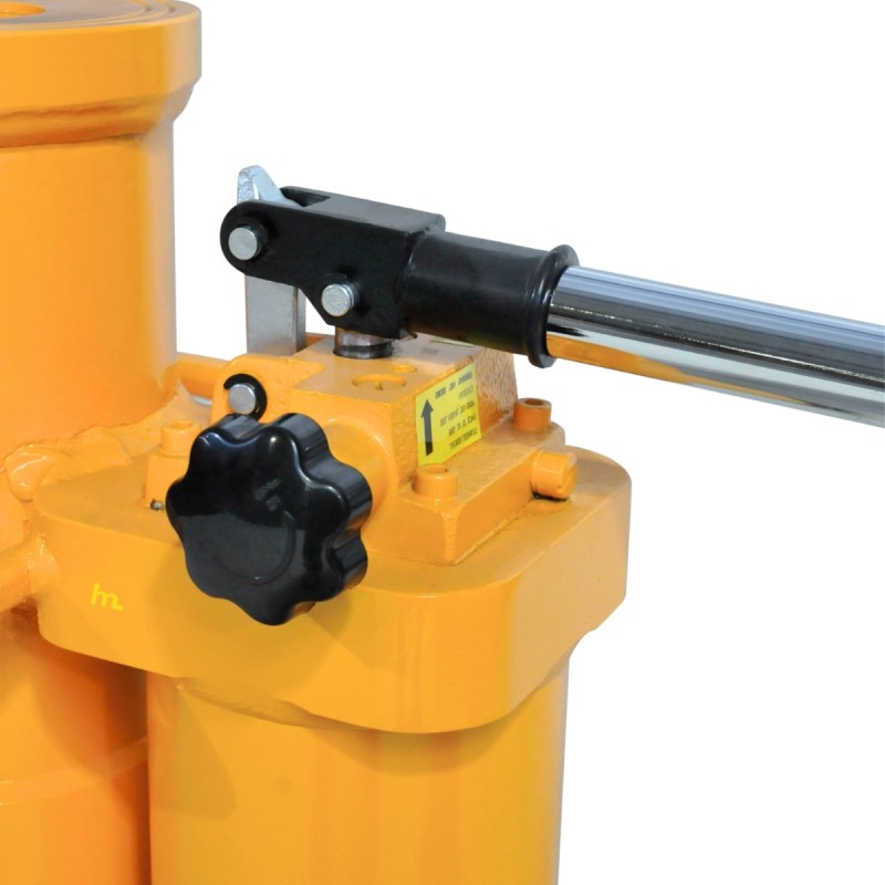 Zoom al sistema de elevación del Gato hidráulico 25 Toneladas