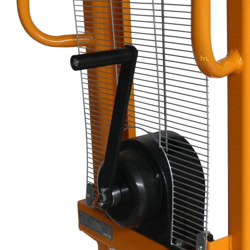 Vista de la manivela del apilador manual con manivela 500 kg – Horquillas regulables - Elevación 1500 mm
