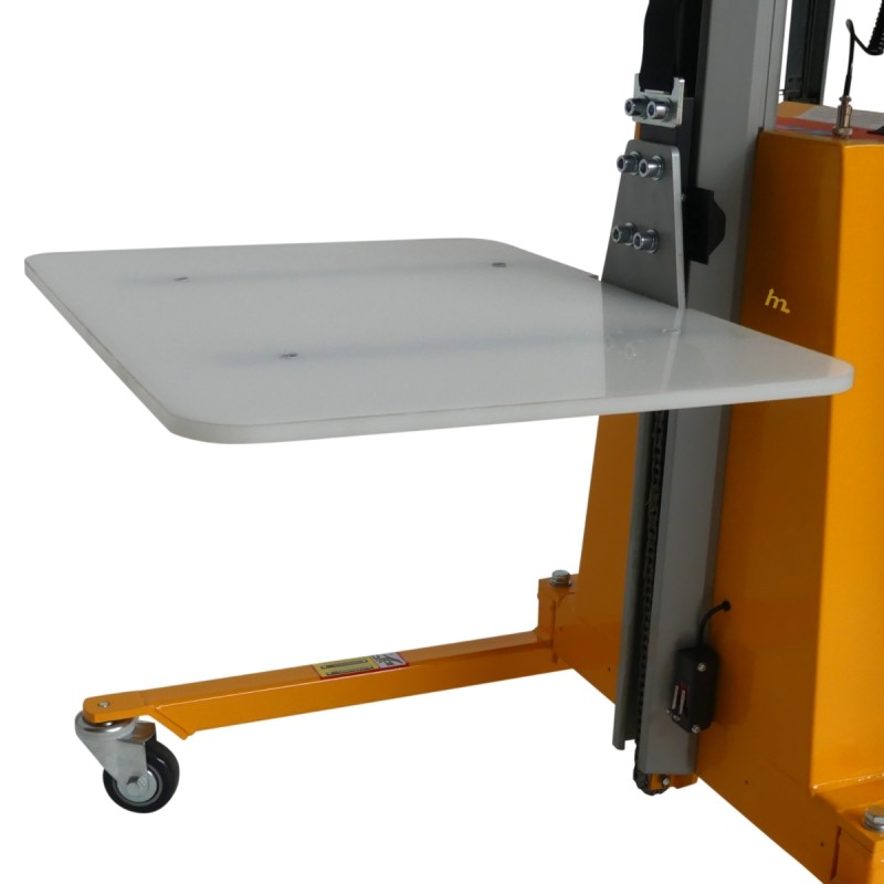 Vista de la plataforma del apilador semieléctrico  Puesto de trabajo 100 kg - Elevación 1700 mm