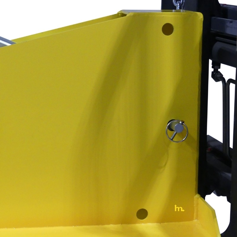 Zoom sobre la base de la Pluma para carretilla elevadora articulada 2.5 T